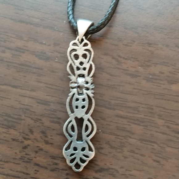 Vintage Long Pendant w/ new Leather Cord - Picture 3 of 3